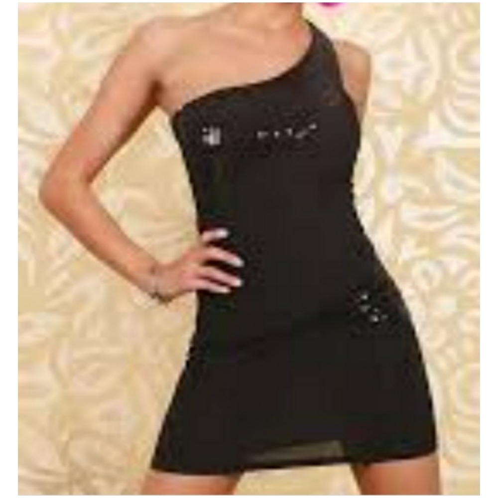 BEBE BLACK SEQUIN DRESS.SIZE LARGE